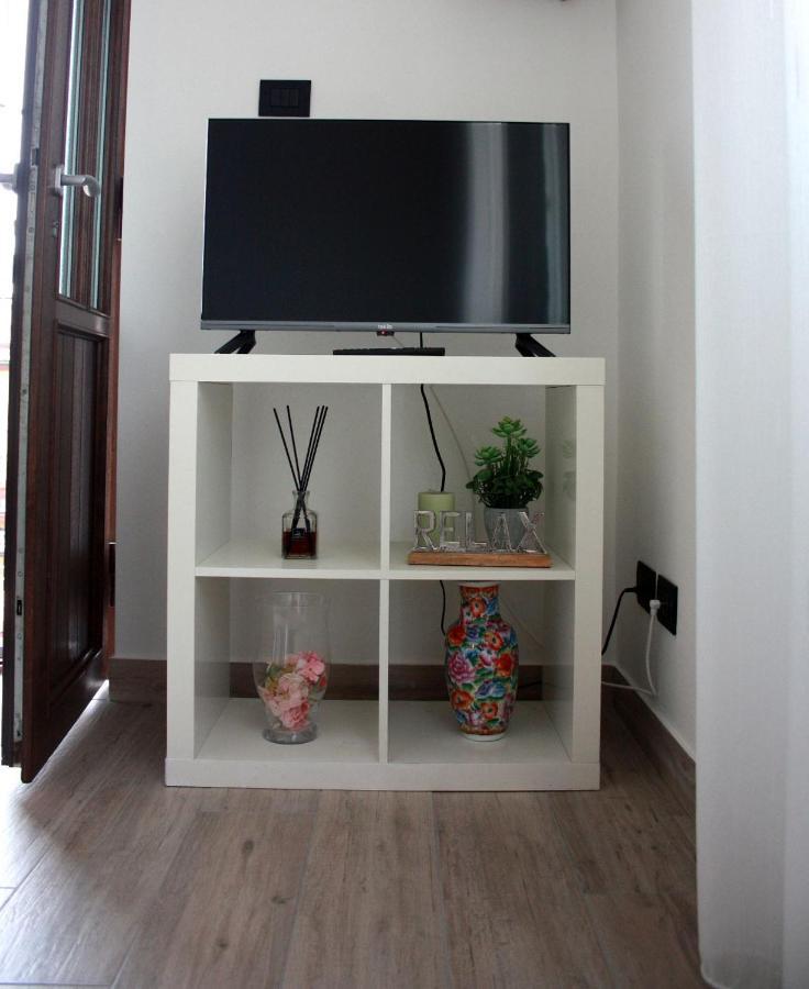 Stazione - Casa Privata Con Veranda Apartment *