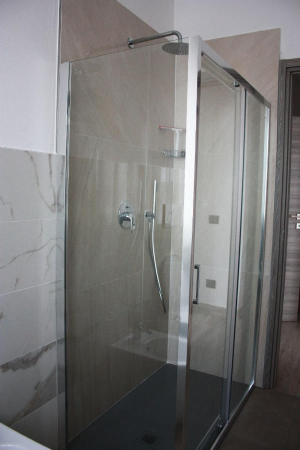 Stazione - Casa Privata Con Veranda Apartment Romano di Lombardia